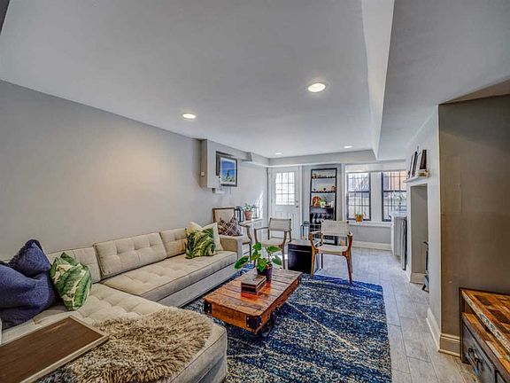 5th image of 72 Madison Ave