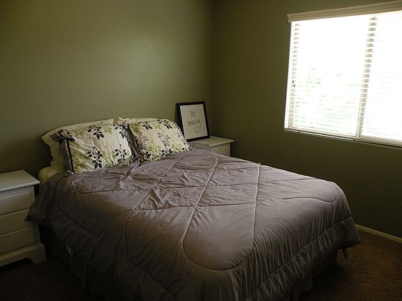 3rd image of 1286 Essex Way