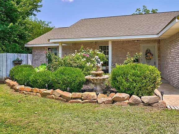 2nd image of 1602 Boren Blvd