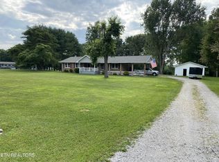 314 Earl Jones Rd, Crossville, TN 38555