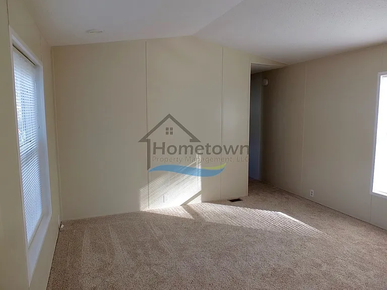 468800 Highway 95 #58 — Photo 10