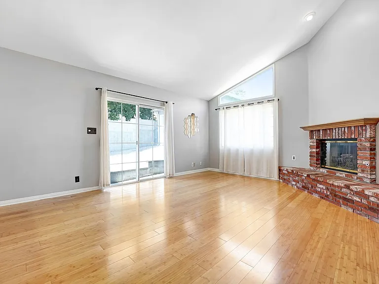 3343 Santa Carlotta St — Photo 12