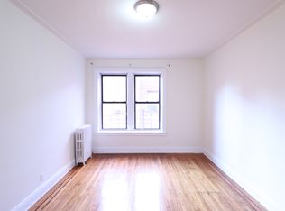 13906 34th Rd APT E5, Flushing, NY 11354