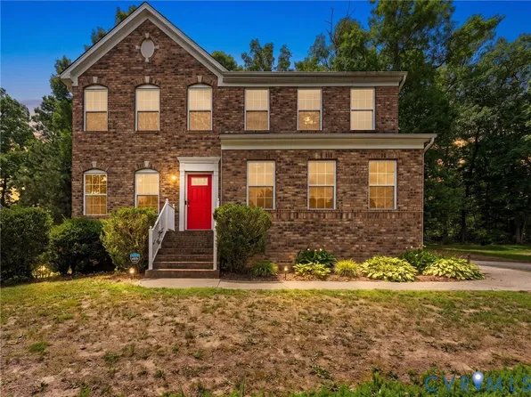 6313 Arbor Meadows Ter, Chester, VA 23831