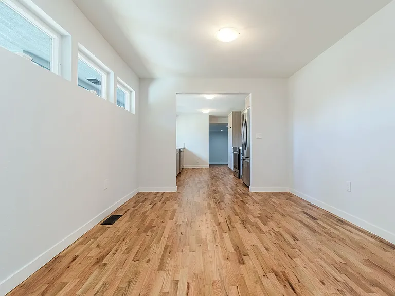 1830 Echo Pl — Photo 3