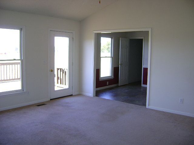 2nd image of 1614 McFarland Dr