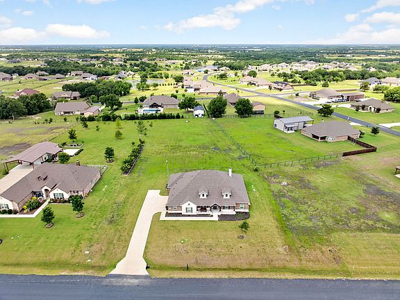 3rd image of 2866 Gail Dr