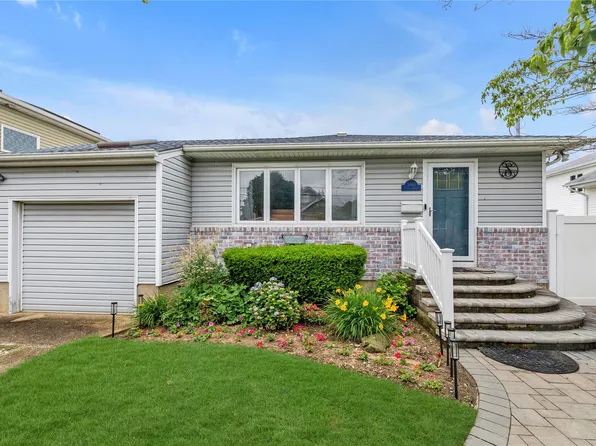 2680 Orchard Street, North Bellmore, NY 11710