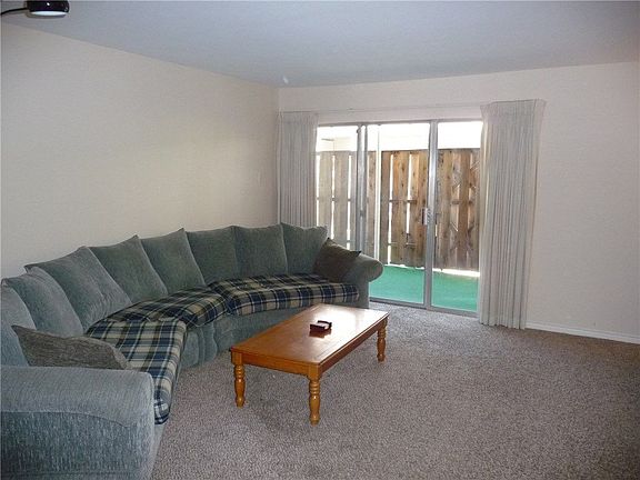 3rd image of 15935 Stillwood St APT 1097