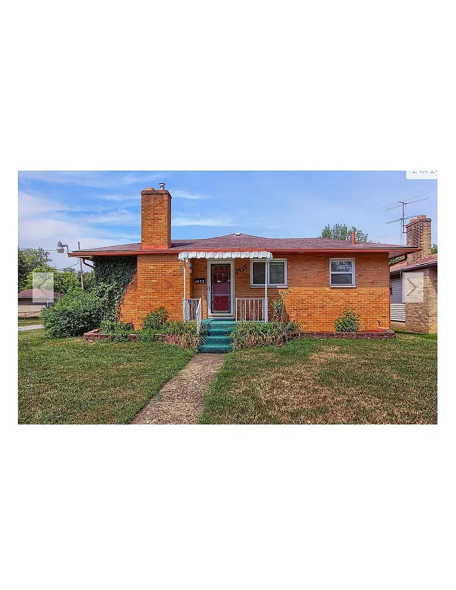 1435 Lilley Ave photo 1
