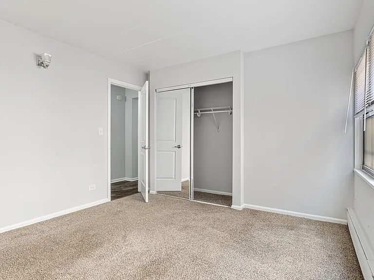 6007 N Kenmore Ave — Photo 30