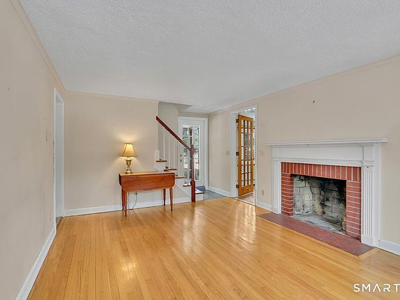 2nd image of 281 Hills Street