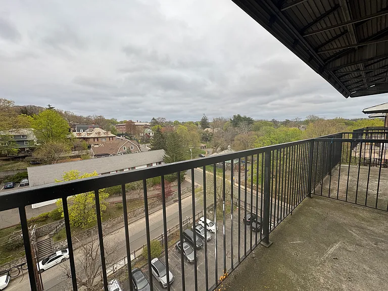 120C8 Hillside Ave #C8 — Photo 13