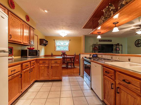 5th image of 2339 Clover Blossom Ct