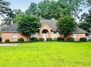 194 Old Palmetto Rd, Benton, LA 71006