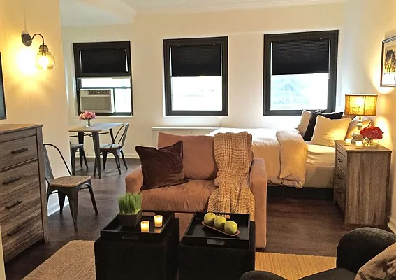 Rented by REGII | media 11