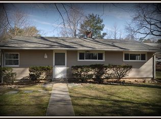 319 Cedar Ln, Mount Laurel, NJ 08054