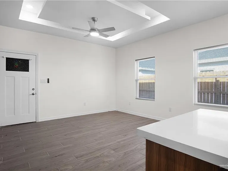 608 N Onyx Ave #2 — Photo 9