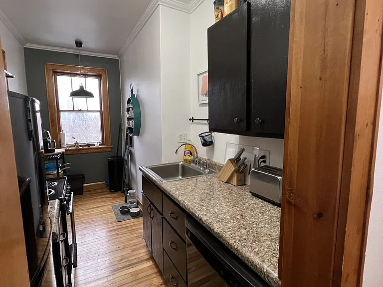 220 Marshall Ave #5 — Photo 22