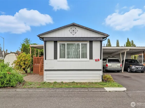 300 SW 7th Avenue #95, Battle Ground, WA 98604