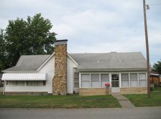 224 Main St, Mitchell, IN 47446