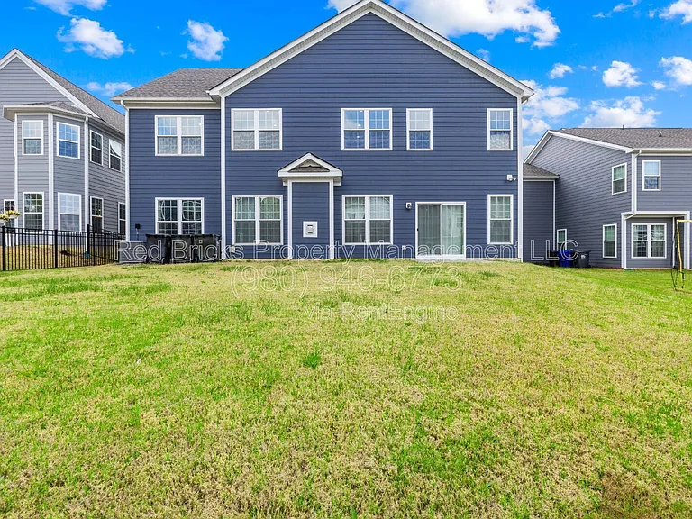 14917 Baldridge Dr — Photo 44