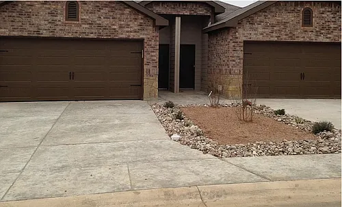 1055 Carolyn Cv Photo 1