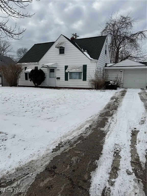 23165 Gay St photo 1