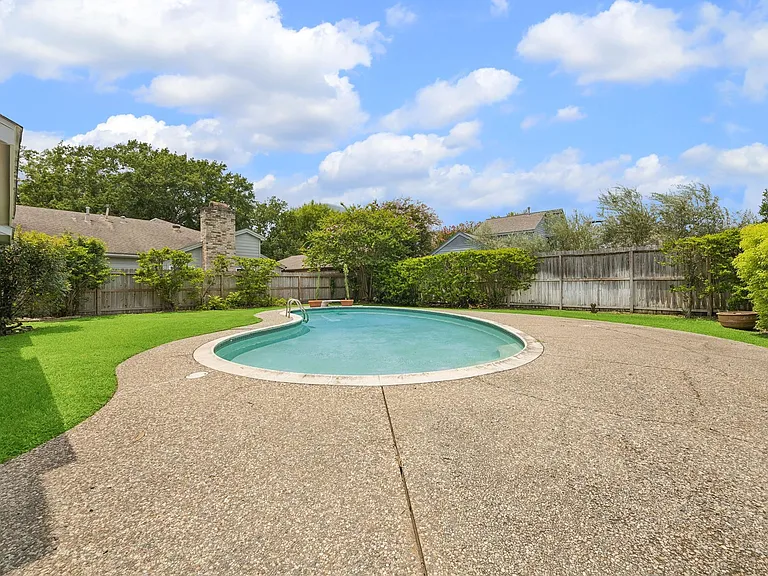10314 Olympia Dr — Photo 20