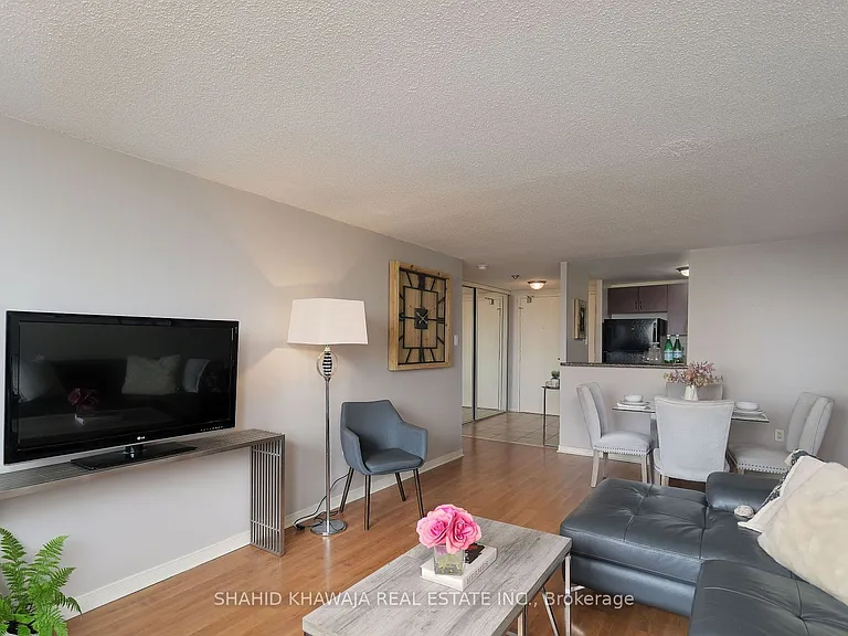 6720 Glen Erin Dr W #410 — Photo 1