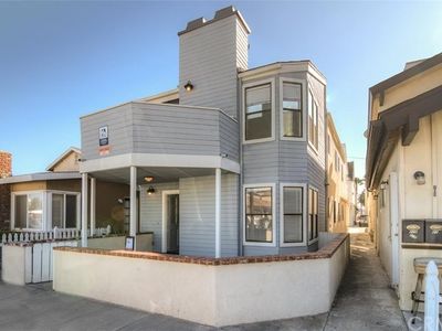 212 29th St, Newport Beach, CA, 92663