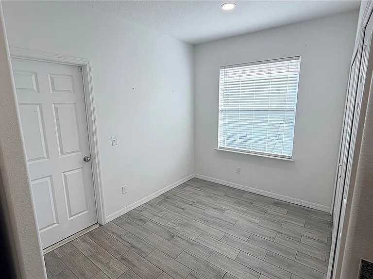 456 Knollwood Dr — Photo 10