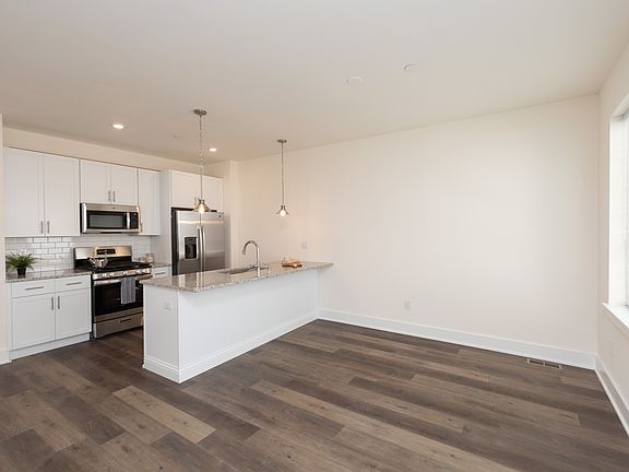 3rd image of 1714 S Orianna St #3