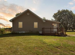 8208 N Grafton Rd, Alma, MI 48801