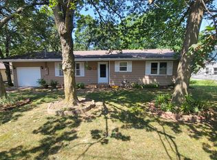 1406 4th St, Monett, MO 65708