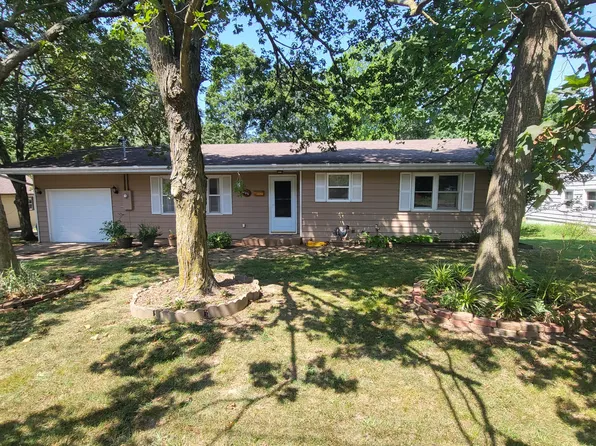 1406 4th Street, Monett, MO 65708