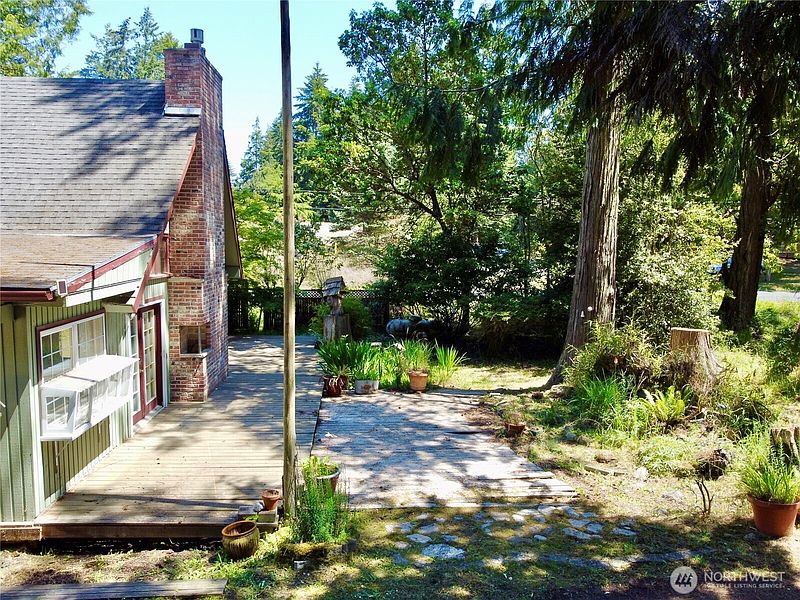 2nd image of 1191 Towne Road