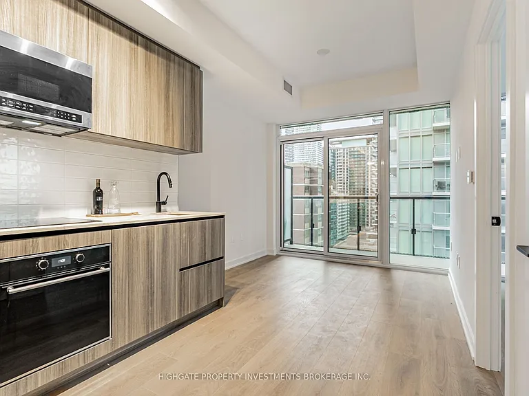 127 Broadway Ave #1405 — Photo 8