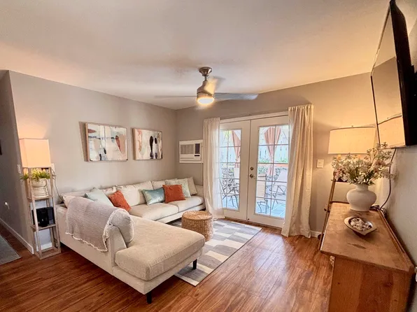 160 Keonekai Rd APT 26-101, Kihei, HI 96753