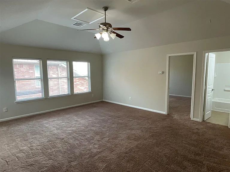 10022 Western Pine Trl — Photo 25