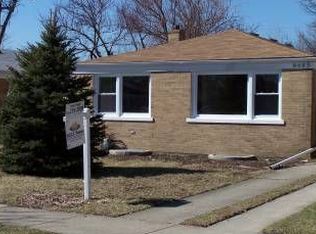 9452 Lorel Ave, Skokie, IL 60077