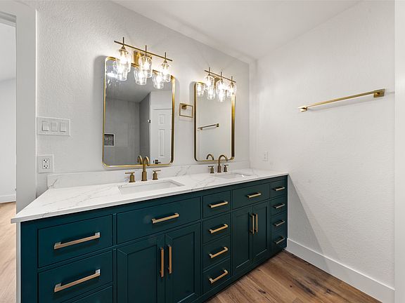 5th image of 1020 Dane Dr