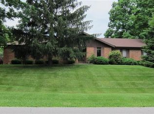 1629 Sunnyslope Dr, Crown Point, IN 46307