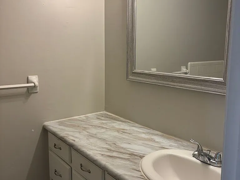 933 Garrett Dr — Photo 28
