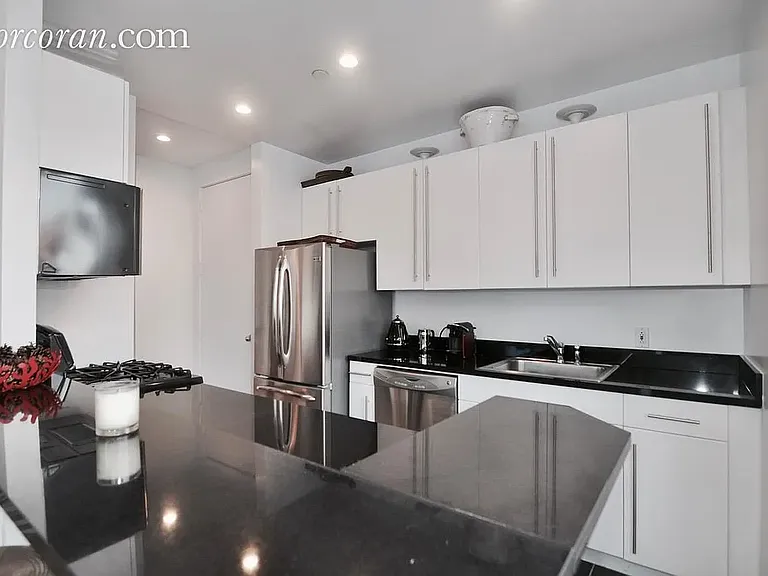 53 Park Pl #13Q — Photo 4