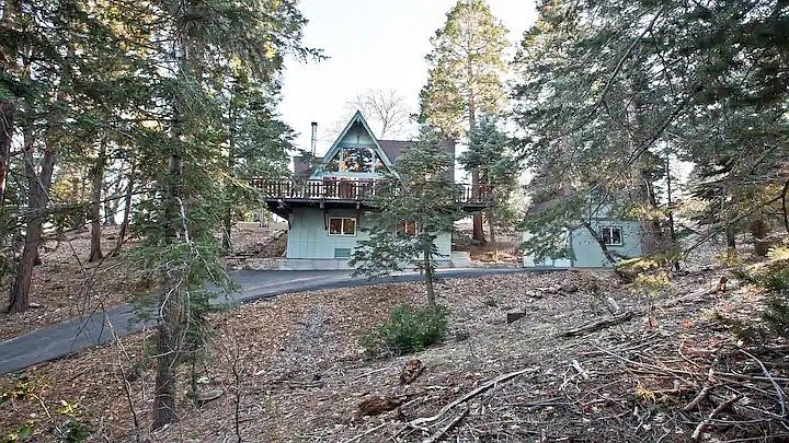 1st image of 338 Brentwood Dr