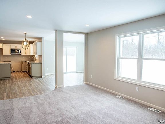 3rd image of 4693 Carlyes Ct