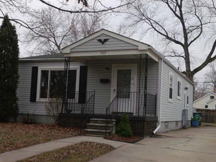 1st image of 525 Cleophus Pkwy