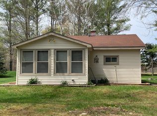 1273 Radov Dr, Gladwin, MI 48624