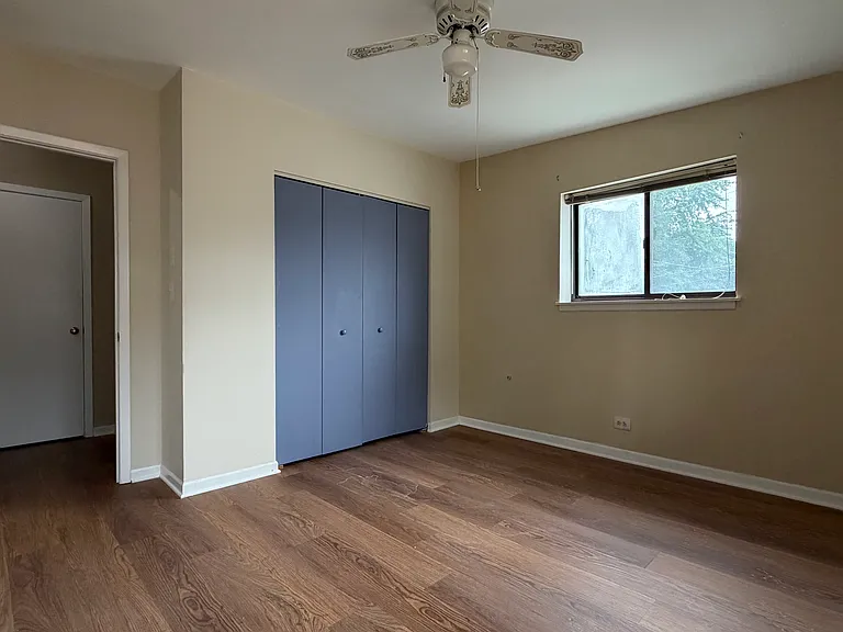 27W106 Cooley Ave — Photo 17